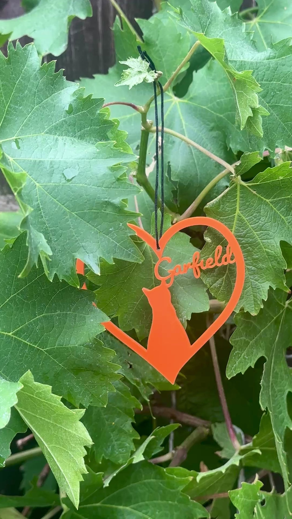 Personalised Pet Name Heart Hanging Sign | Custom Cat or Dog Silhouette Decor | Dachshund German Shepherd Labrador | Pet Memorial Gift