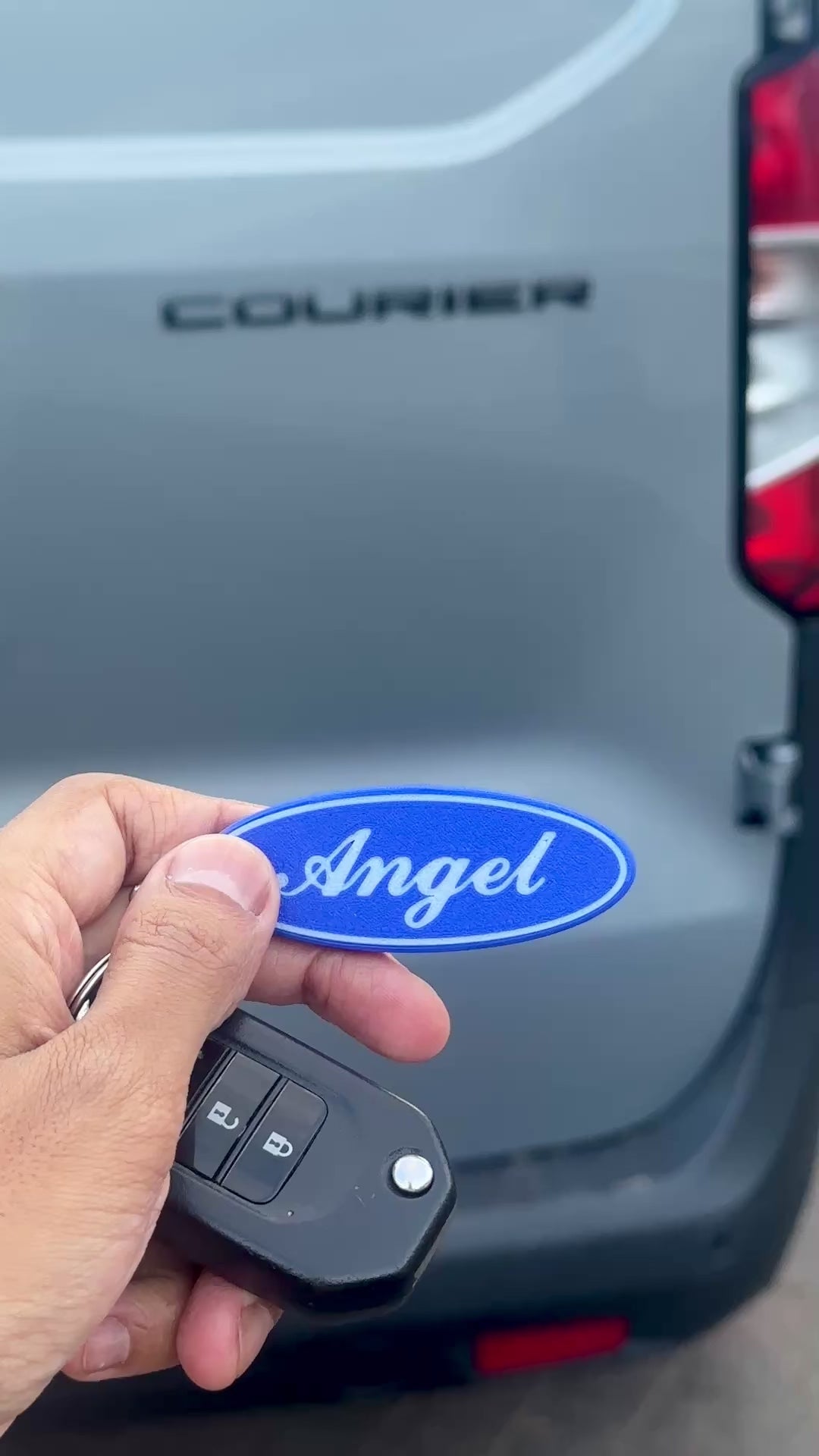 Personalised Name Keychain | Oval Badge Keyring | Custom Text | Car Lover Gift | New Driver Gift | First Car